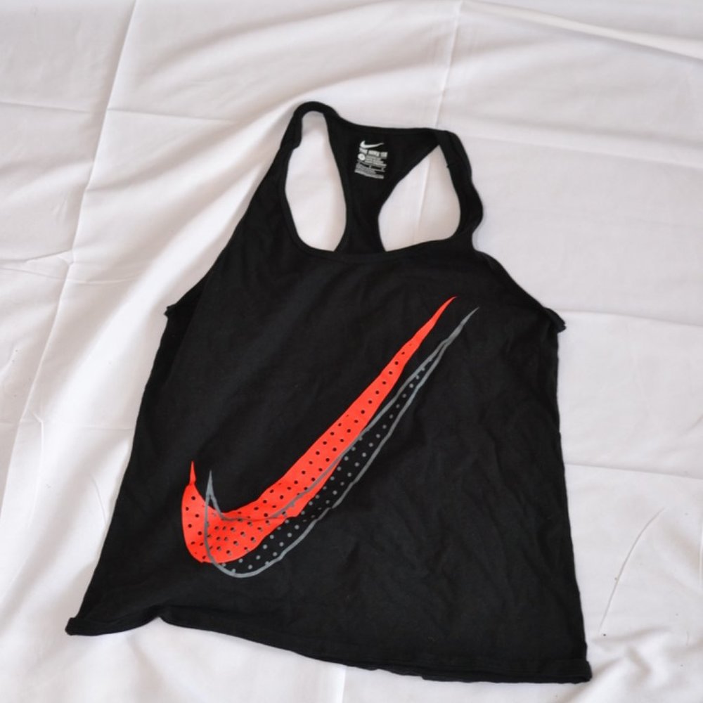 Women's Nike Tank Size L